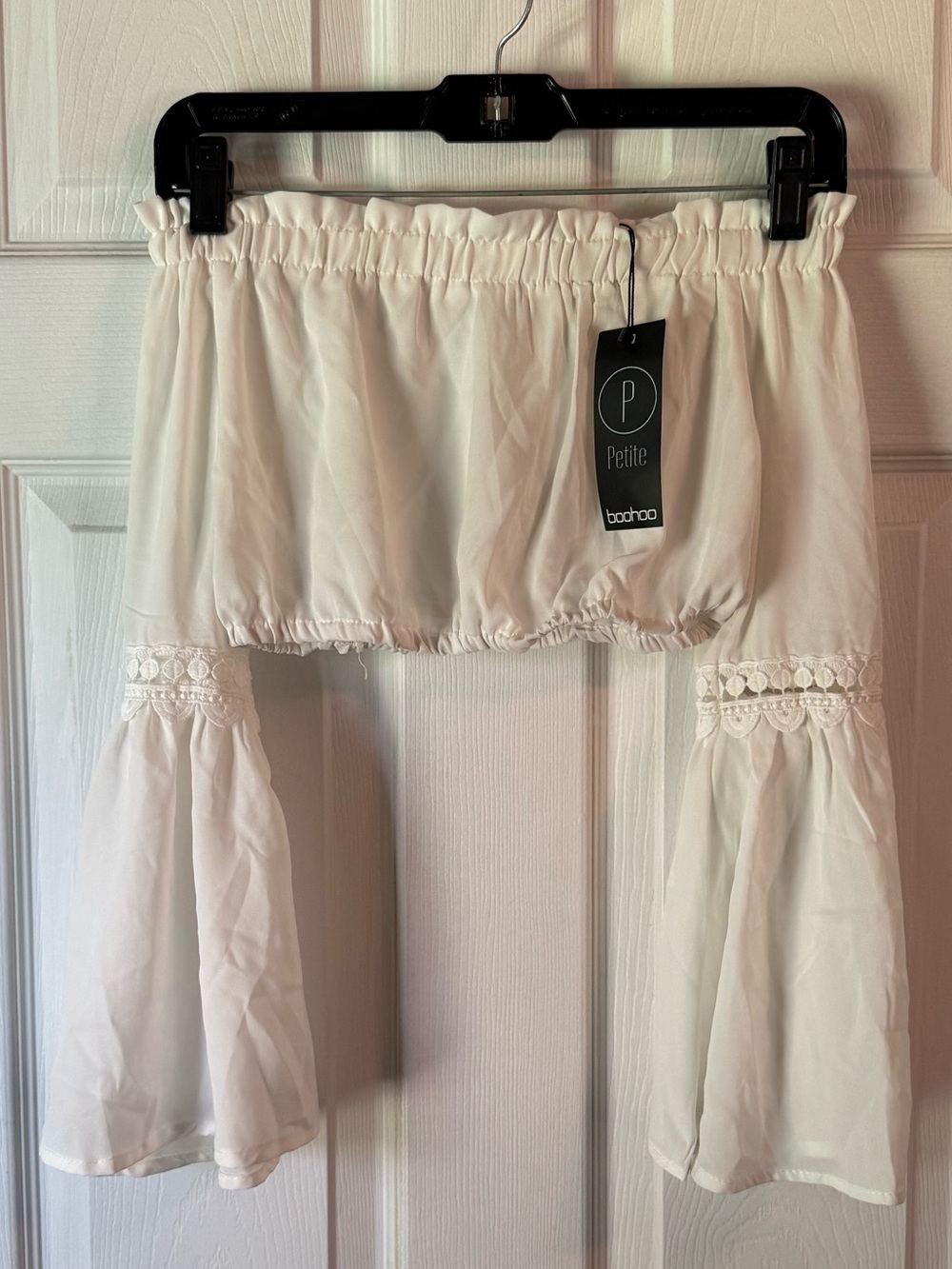 NWT boohoo Petite White Off-Shoulder Crop Top